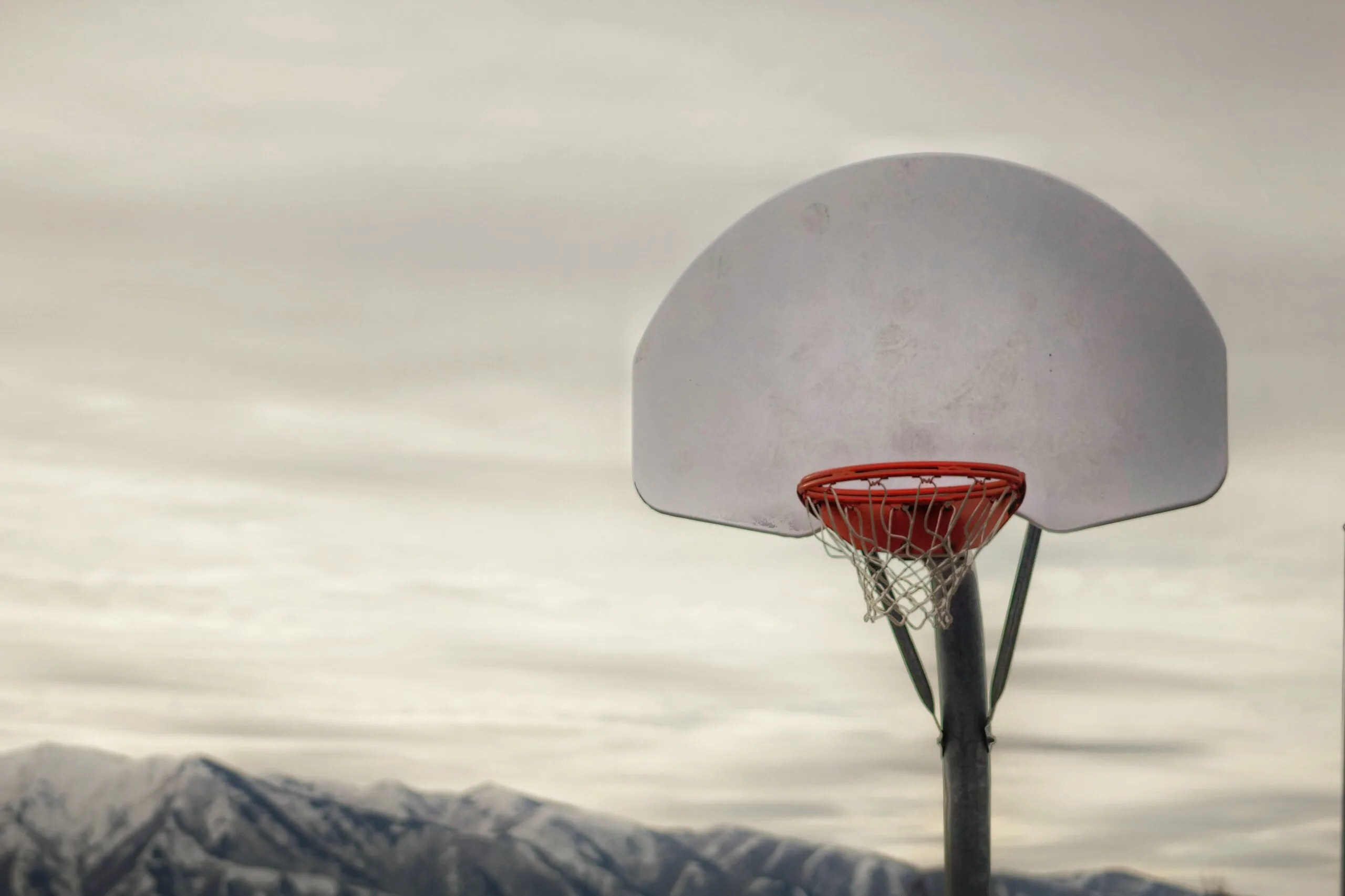 Can You Provide Step-by-step Instructions For Mounting A Backboard To A Wall?