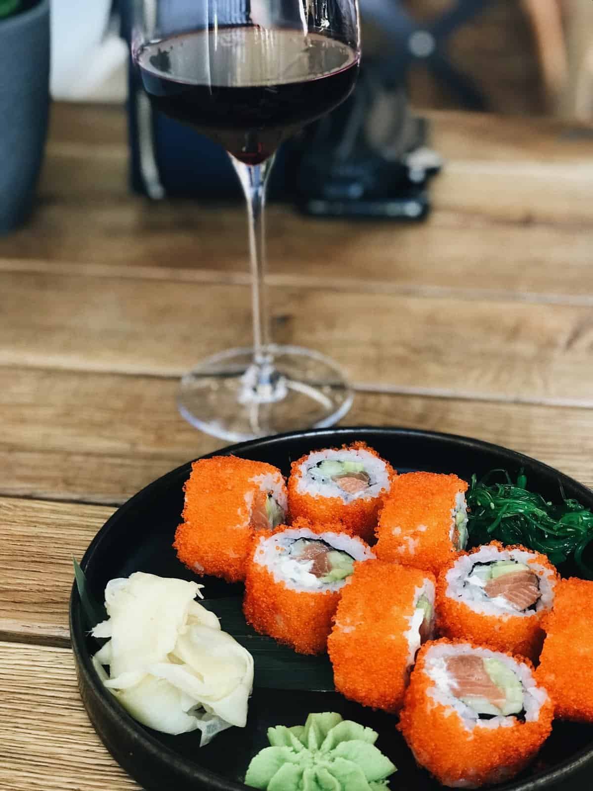 How Do You Execute A Bounce Pass Accurately?