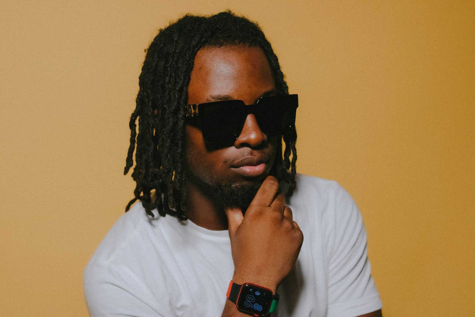 What Are The Advantages Of Using The Backboard When Shooting Close-range Shots?