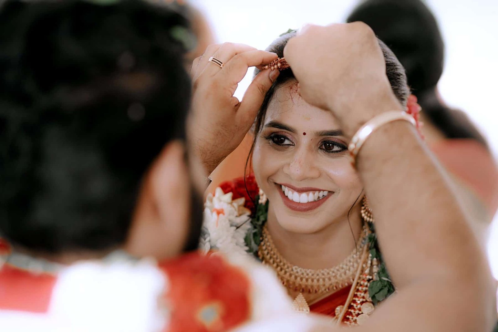 What Are The Benefits Of Net Clips For Easy Attachment?