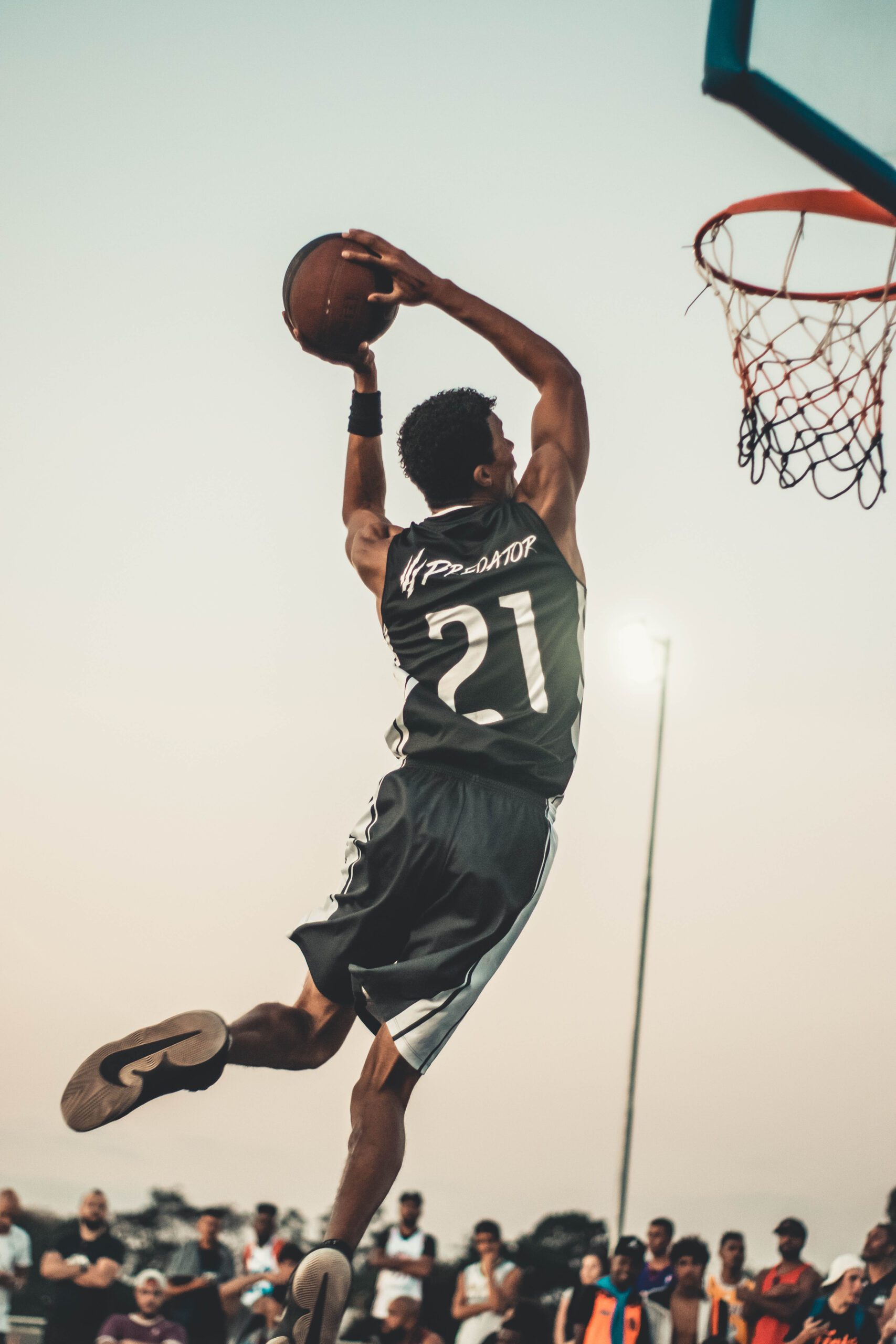 What Factors Should You Consider When Selecting An Outdoor Basketball Rim?