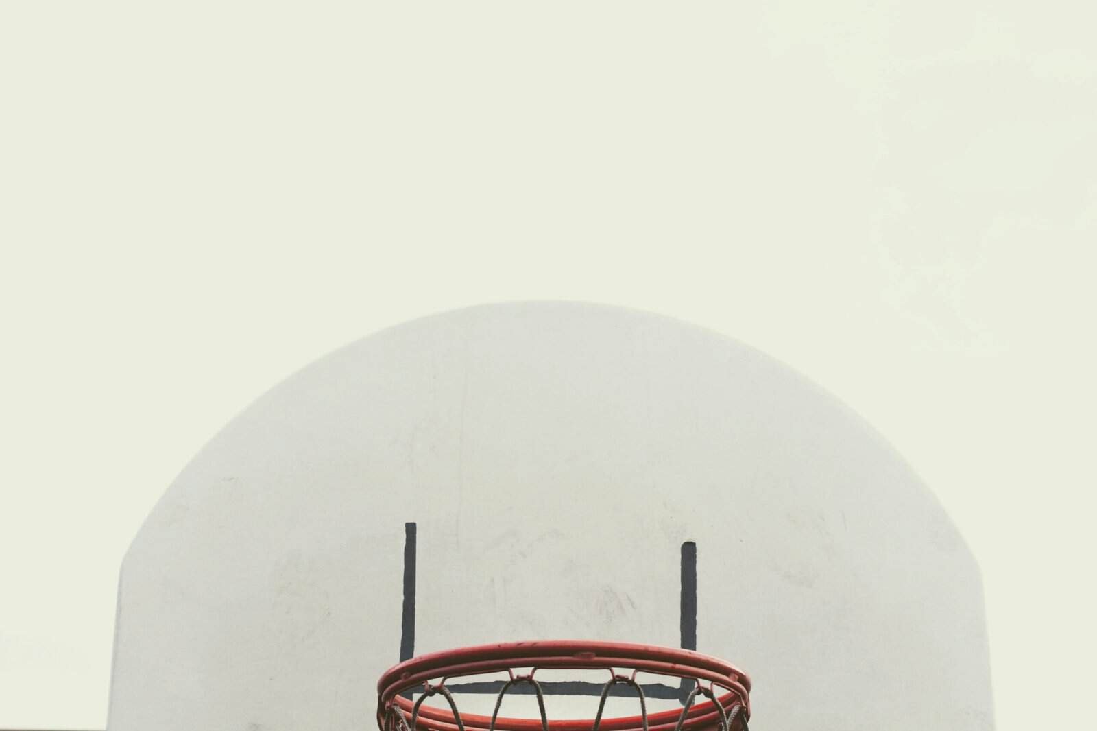 What Are The Advantages Of Using A Basketball With A High-visibility Color?