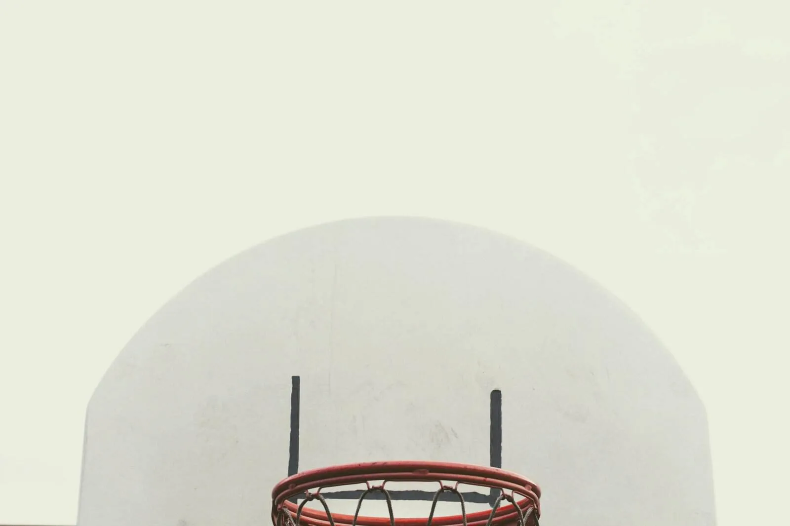 What Are The Advantages Of Using A Basketball With A High-visibility Color?