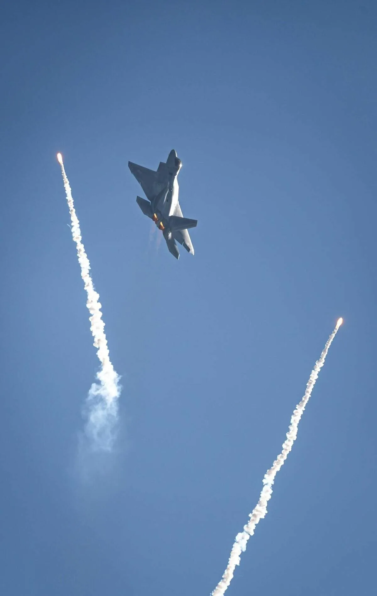 How Do Various Grip Patterns On Basketballs Affect Dribbling And Ball Control?